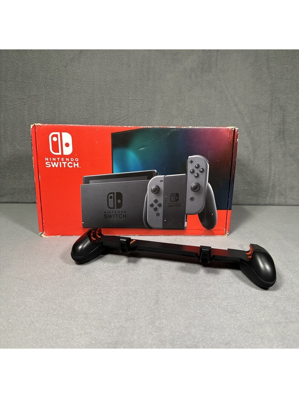 Nintendo Switch 32GB Console (HAC-001) with Gray Joy-Cons + Satisfye Grip Pro